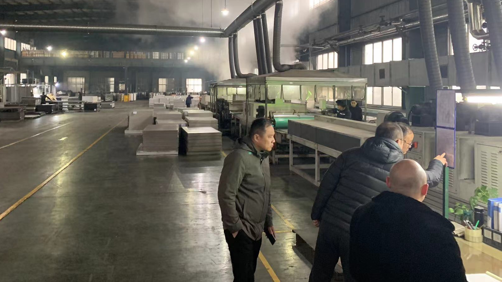 On-site supplier management and quality control during production